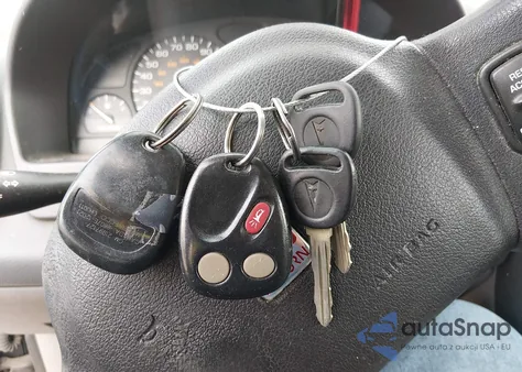 2002 Saturn Vue 4 Cyl z USA, uszkodzony, nr VIN 5GZCZ23D82S820748